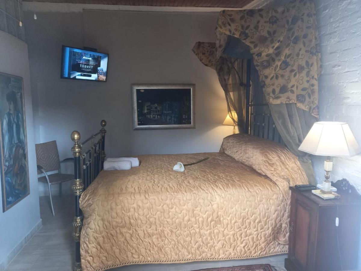 Michael-Angelo Guest House Potchefstroom Εξωτερικό φωτογραφία
